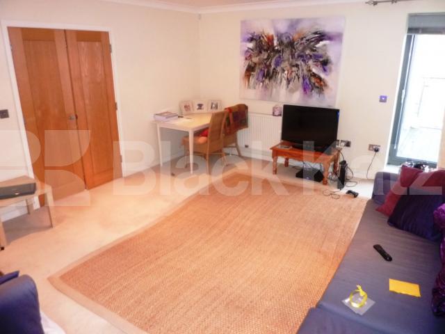 			CAMDEN GIRLS SCHOOL CATCHMENT AREA!, 2 Bedroom, 1 bath, 1 reception Flat			 Canal Boulevard, Camden Road, CAMDEN
